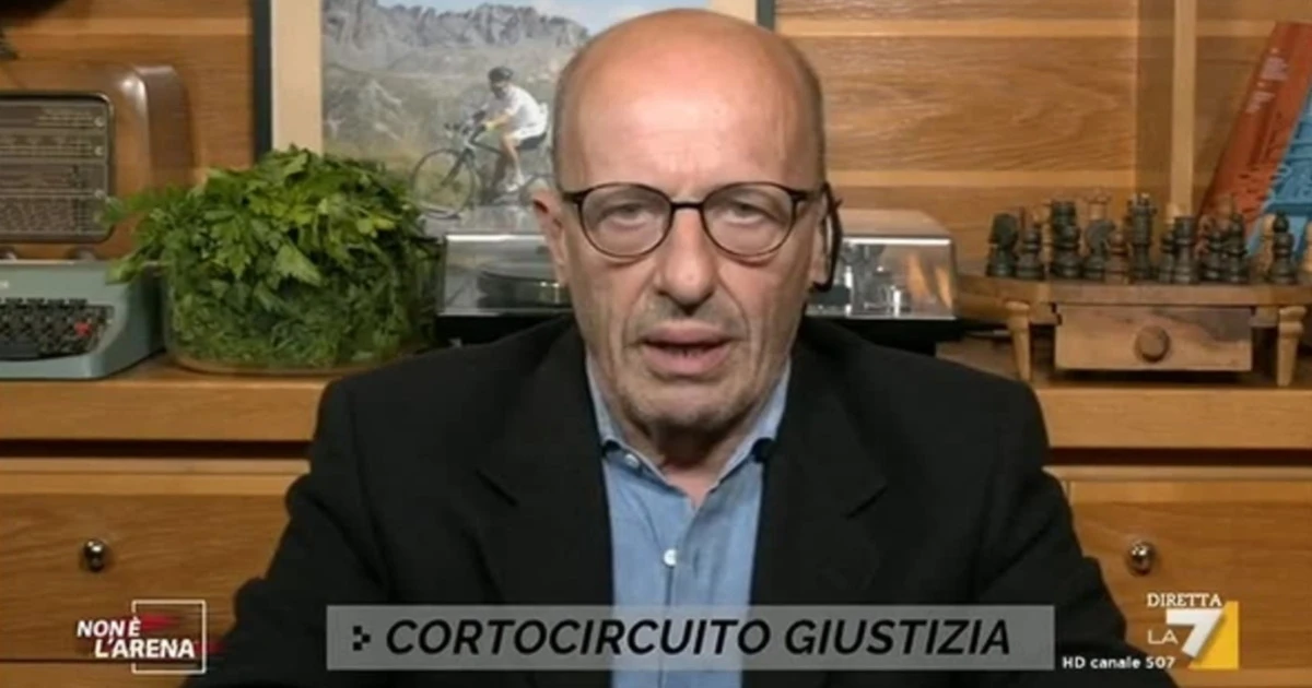 Non è l'Arena, Sallusti contro la magistratura: "Indegna, uno schifo, non si permetta di fare il nome di Falcone"