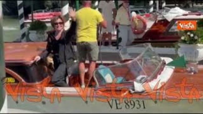 Venezia 83, Monica Guerritore arriva al Lido per la Mostra del Cinema