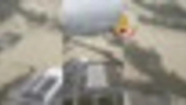 Maltempo in Abruzzo, l'esondazione del fiume Pescara dall'alto