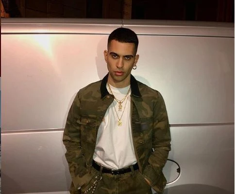 Festival di Sanremo, Mahmood e lo schiaffo all'Islam duro e puro: il suo clamoroso "vaffa" sul palco