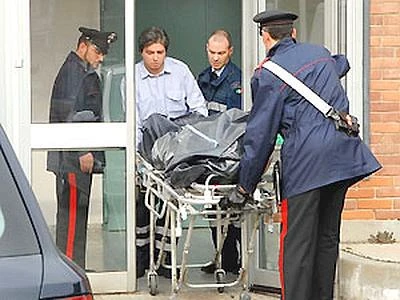 L'Aquila, sparatoria in centro commerciale: uccisi un uomo e una donna