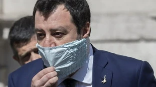 Matteo Renzi, voci nel Pd: "Sfiducia a Bonafede? Ha fregato Salvini"