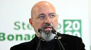 Stefano Bonaccini, il M5s: "Gravi parole sul Meridione". Grillini-Pd, lo scontro ora è totale