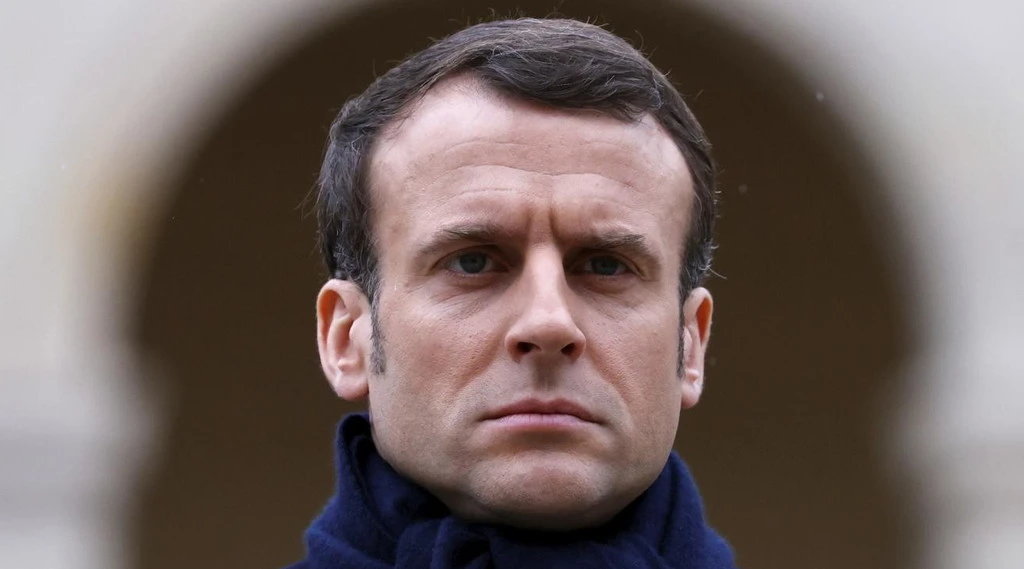  Emmanuel Macron  