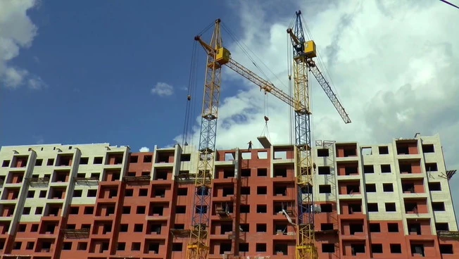 Costruzioni, a maggio la produzione frena ma resta positiva