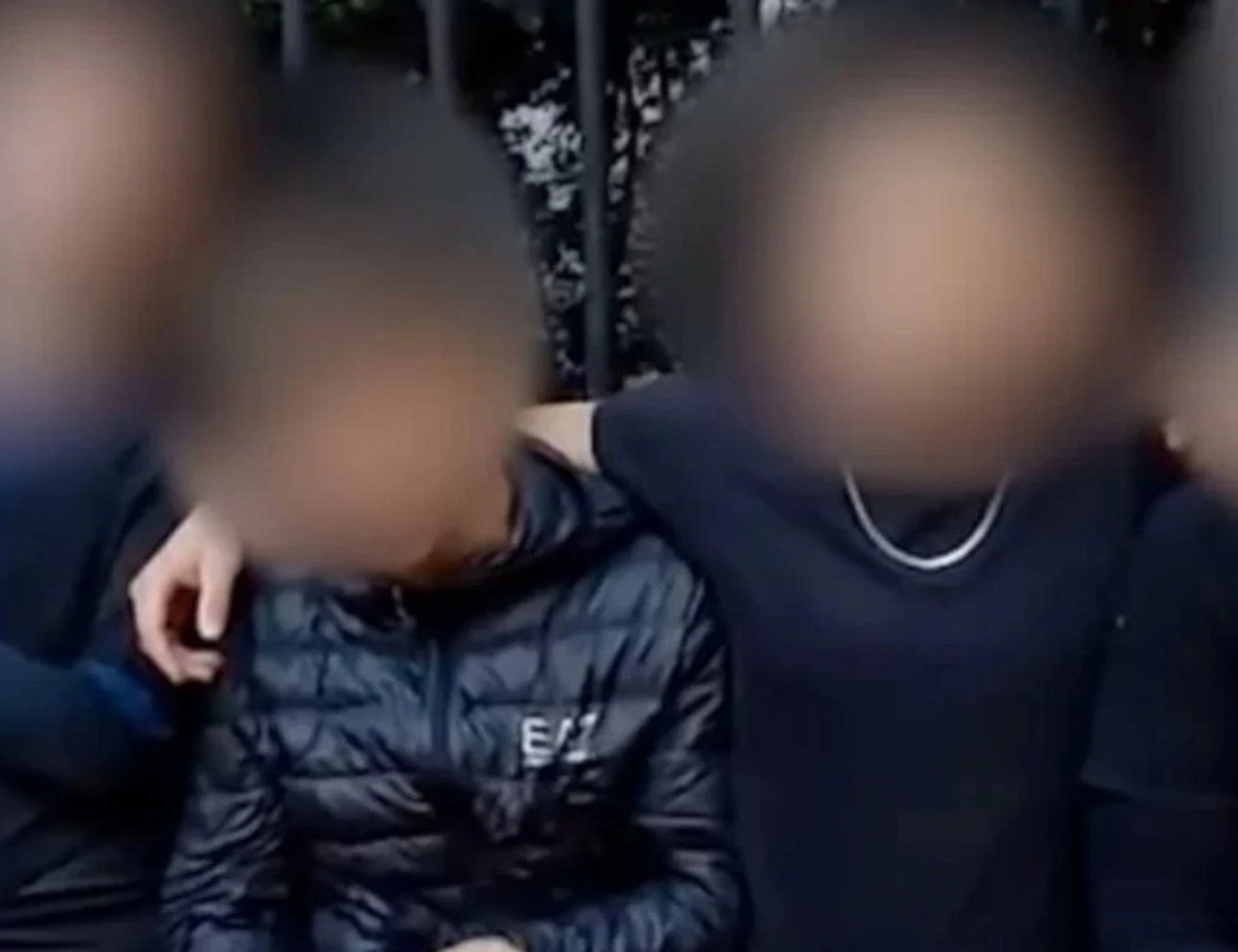 Milano, la minaccia del maranza fuori dalla Questura: "Succederà un casino"