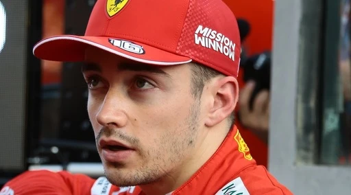 Charles Leclerc suona la carica: "Meno durerà il campionato, più azzarderò in pista"