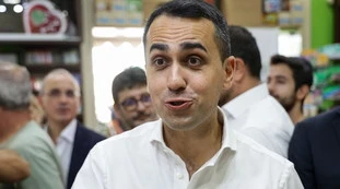 Luigi Di Maio, dove e con chi l'hanno beccato. Ma cosa ci faceva?