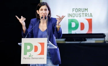 Dazi al 30% per la Ue? Schlein delira contro Meloni: "Lo dico subito..."