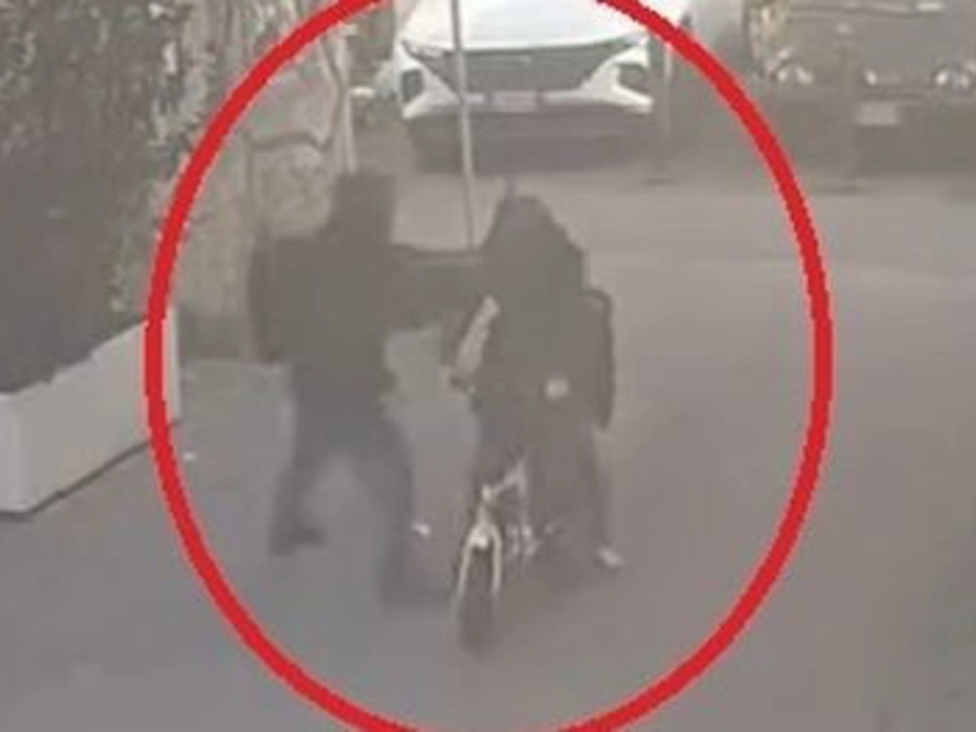 Roma, cosa si scopre sul tunisino "incubo di San Lorenzo" che picchia tutti 