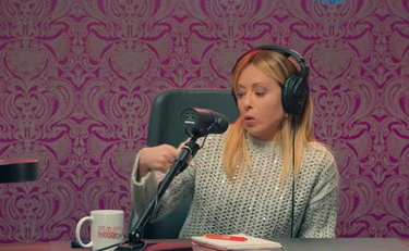 Meloni a Pulp Podcast, l'intervista. "Votare no è una trappola", anti-governo smascherati