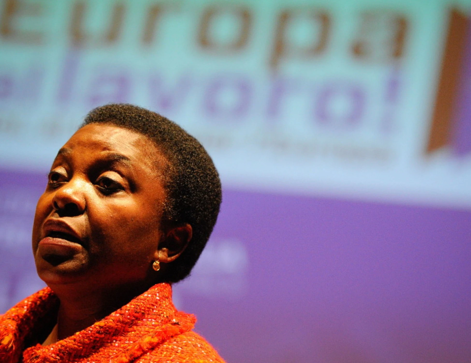 Cecile Kyenge "ha scartato 2 pazienti fragili": bufera sull'ex ministro Pd