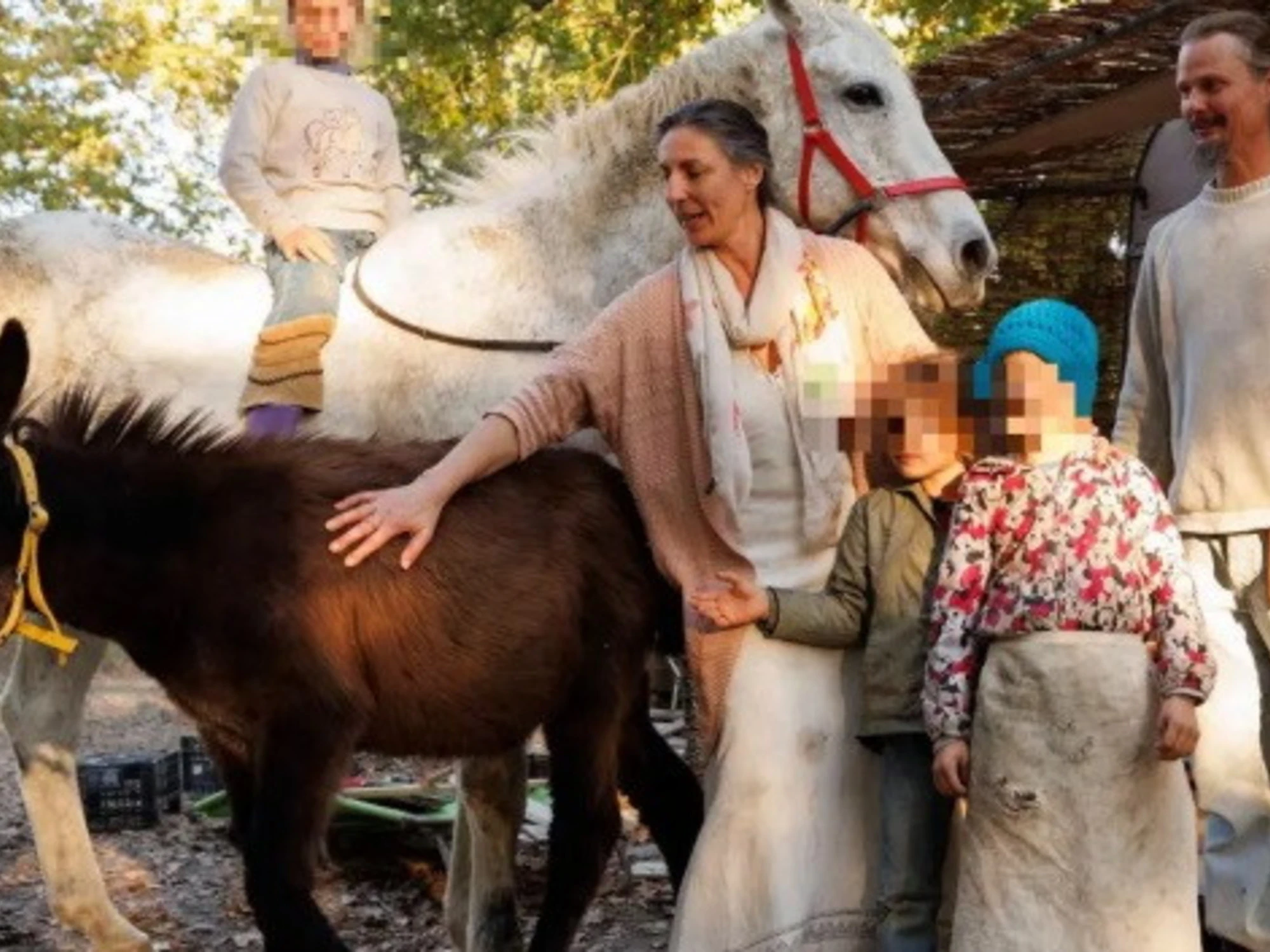 Anm, entrata a gamba tesa: toghe rosse contro la Famiglia nel Bosco