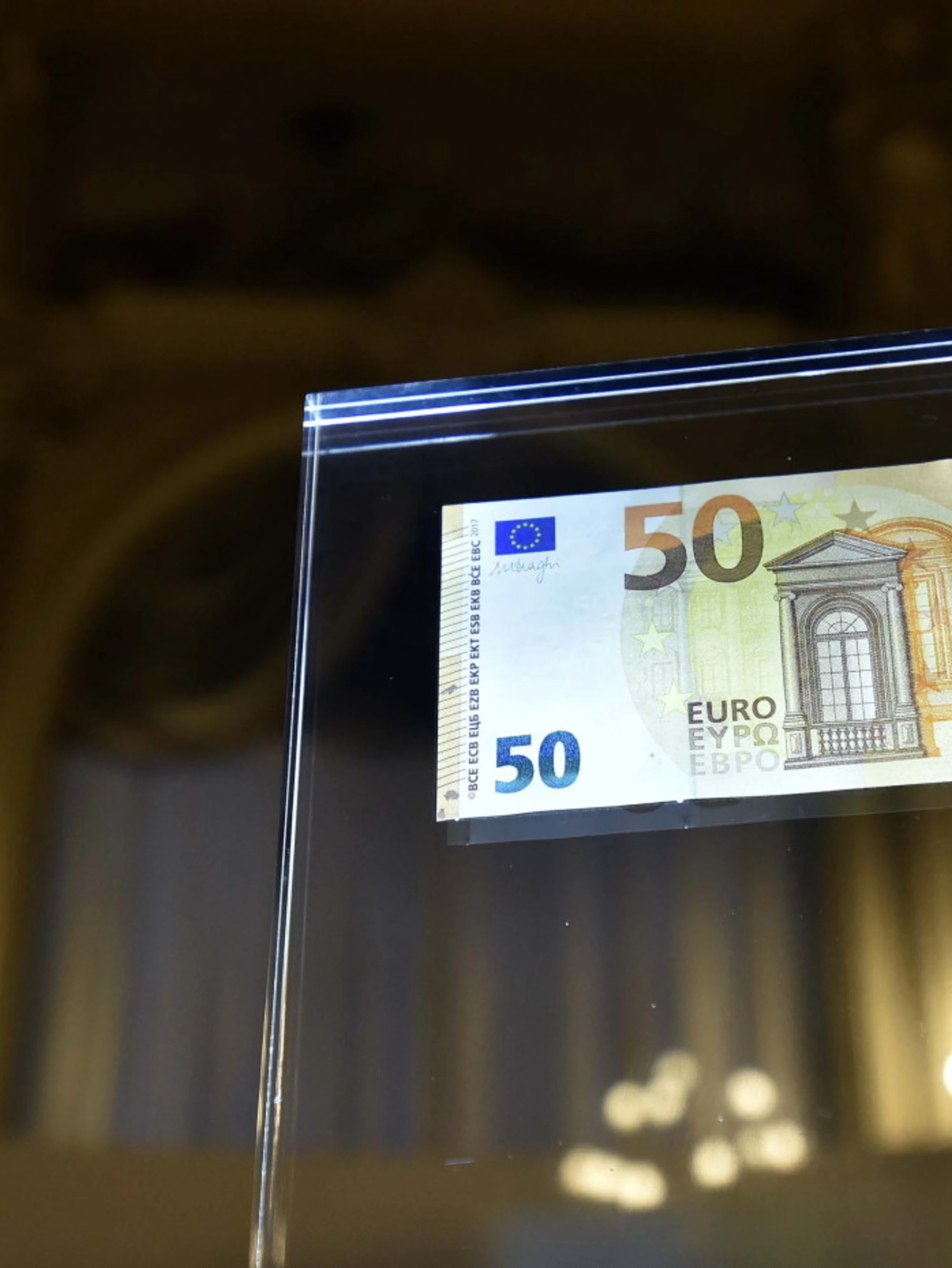 Pensioni, fino a 7.000 euro in più per chi resta a lavoro