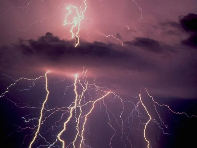Allerta meteo da Nord a Sud:è in arrivo la tempesta di Halloween
