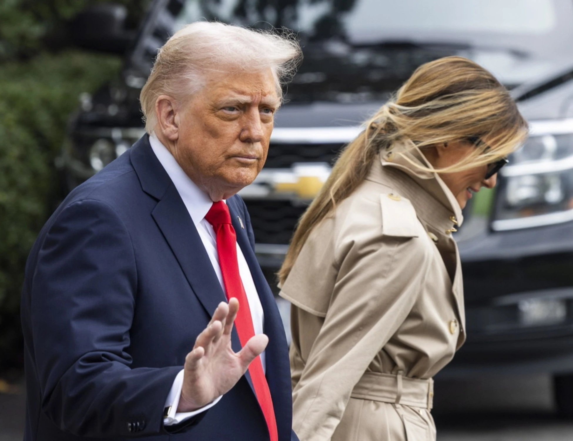 Melania, lo schiaffo a Donald Jr: caos nella famiglia Trump