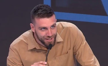 Affari Tuoi, ormone impazzito per Andrea: dove si spingono le donne del pubblico