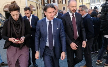 Ranucci e l'attentato, la piazzata di Giuseppe Conte: "Vado sotto casa sua"