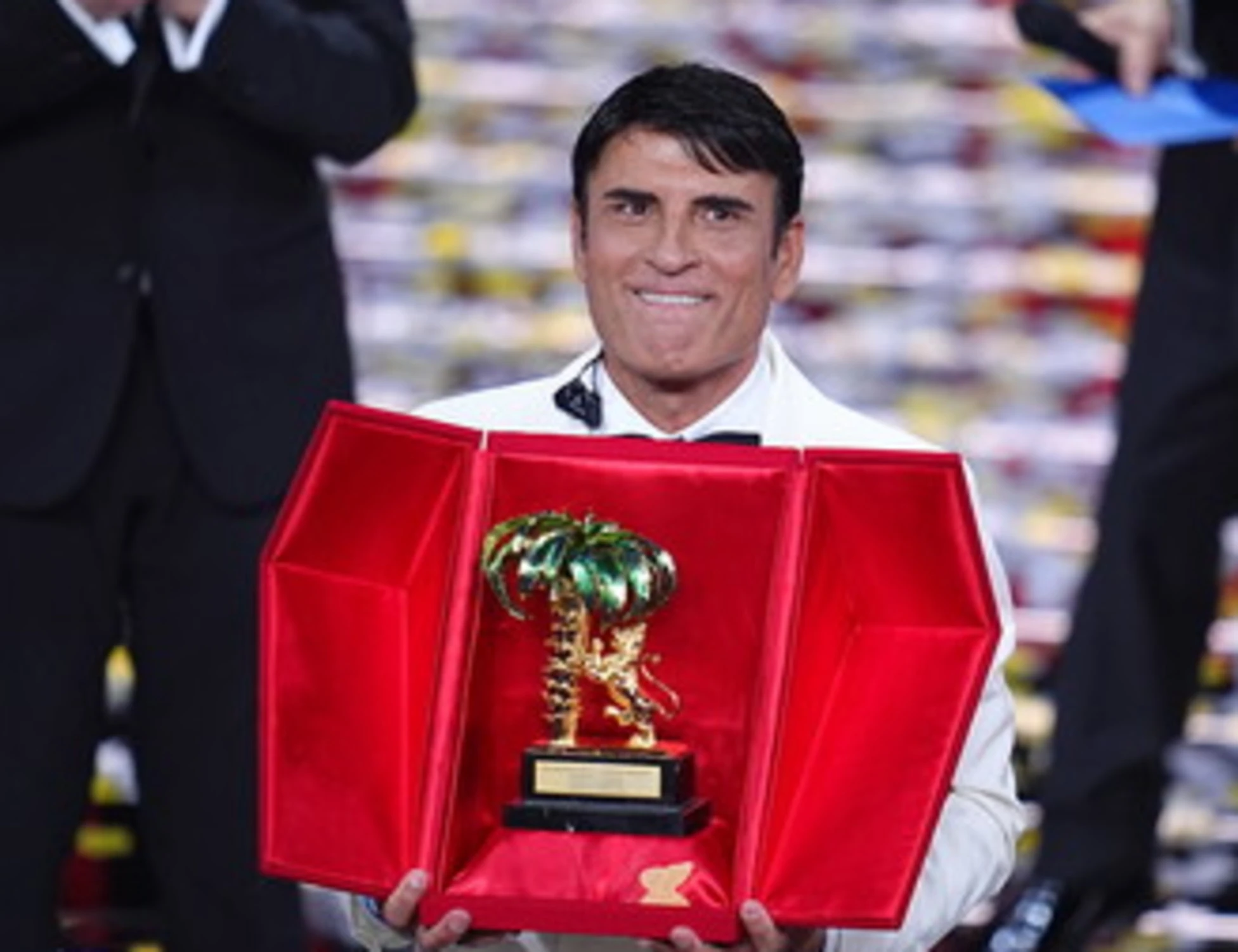 Sal Da Vinci, un inno per il... "Sì"