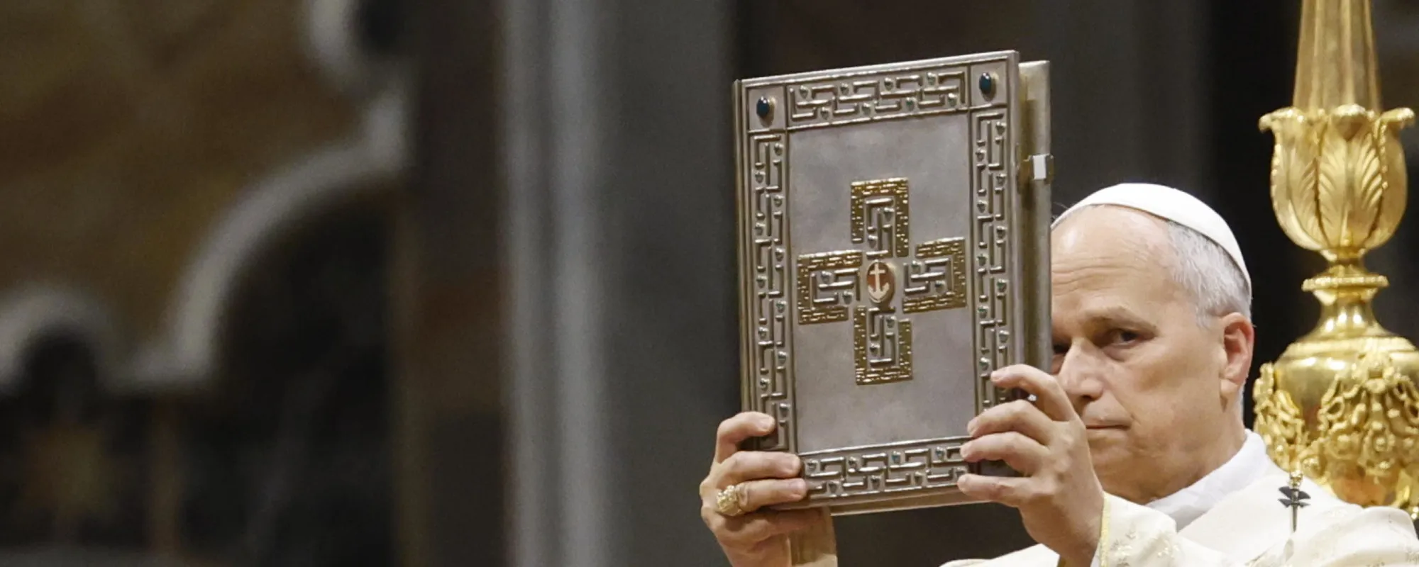 "Mosca e Kiev, il coraggio di dialogare". Leone, omelia di Natale