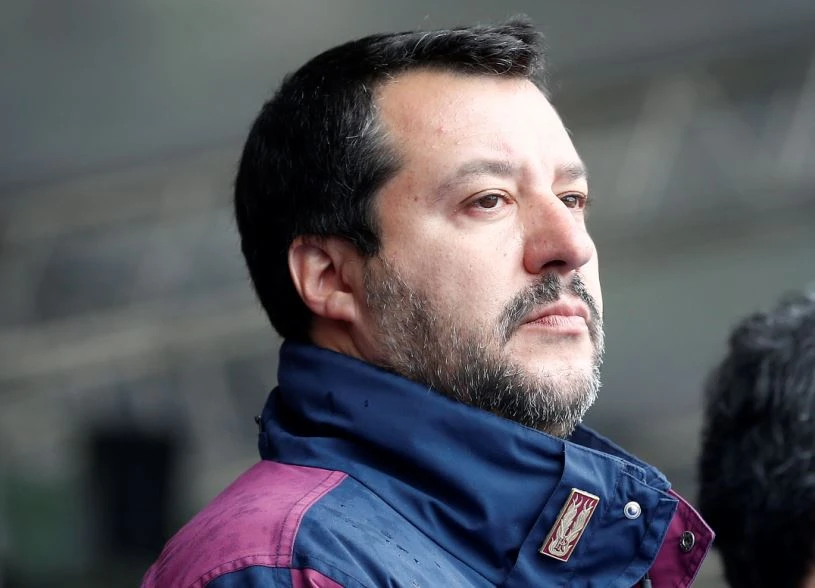 Matteo Salvini, decisione drastica dopo l'ultima tragedia sfiorata: "Troppo cattivo con i rom?"