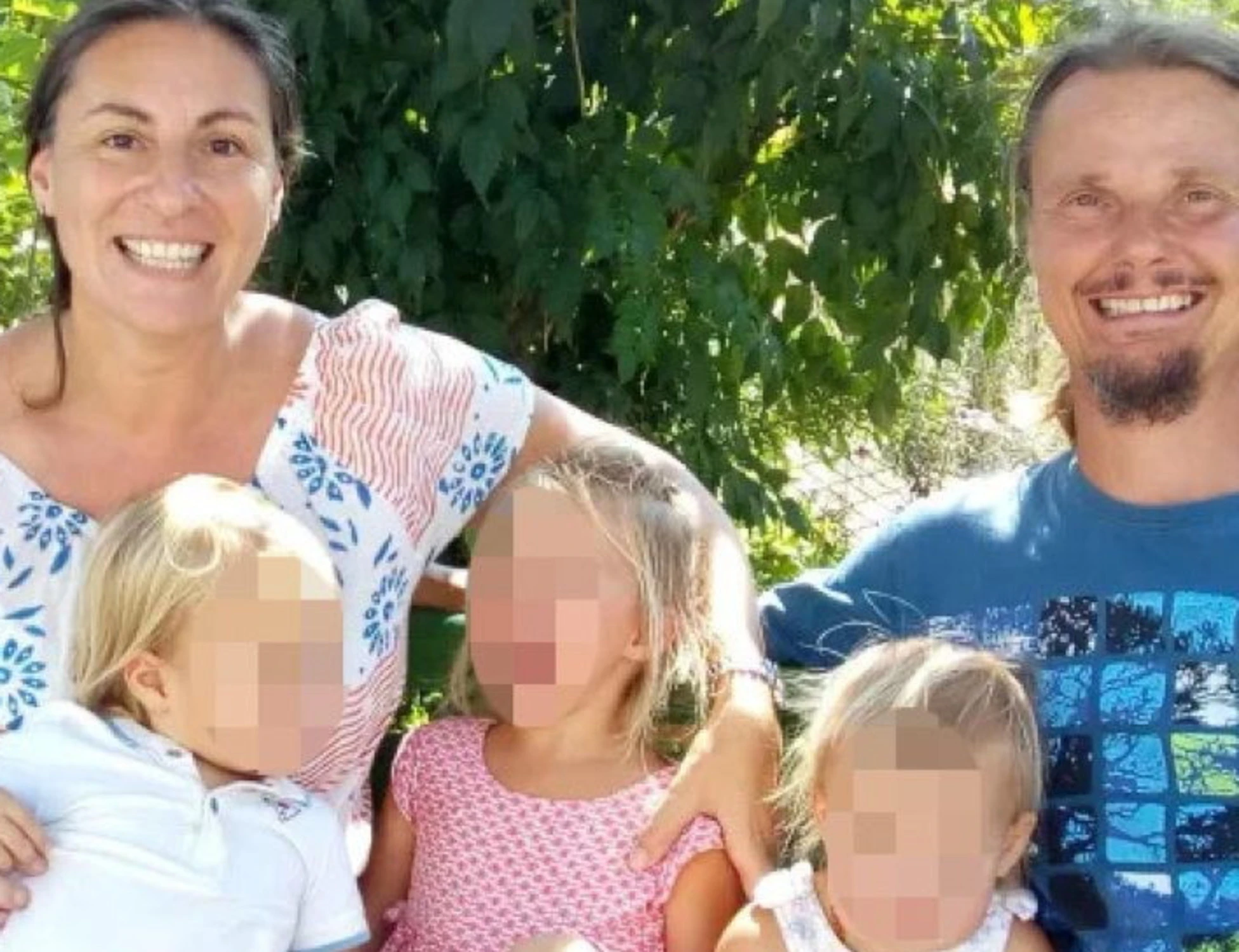 Famiglia nel bosco, "bimbo in sciopero della fame finché non torna la mamma"