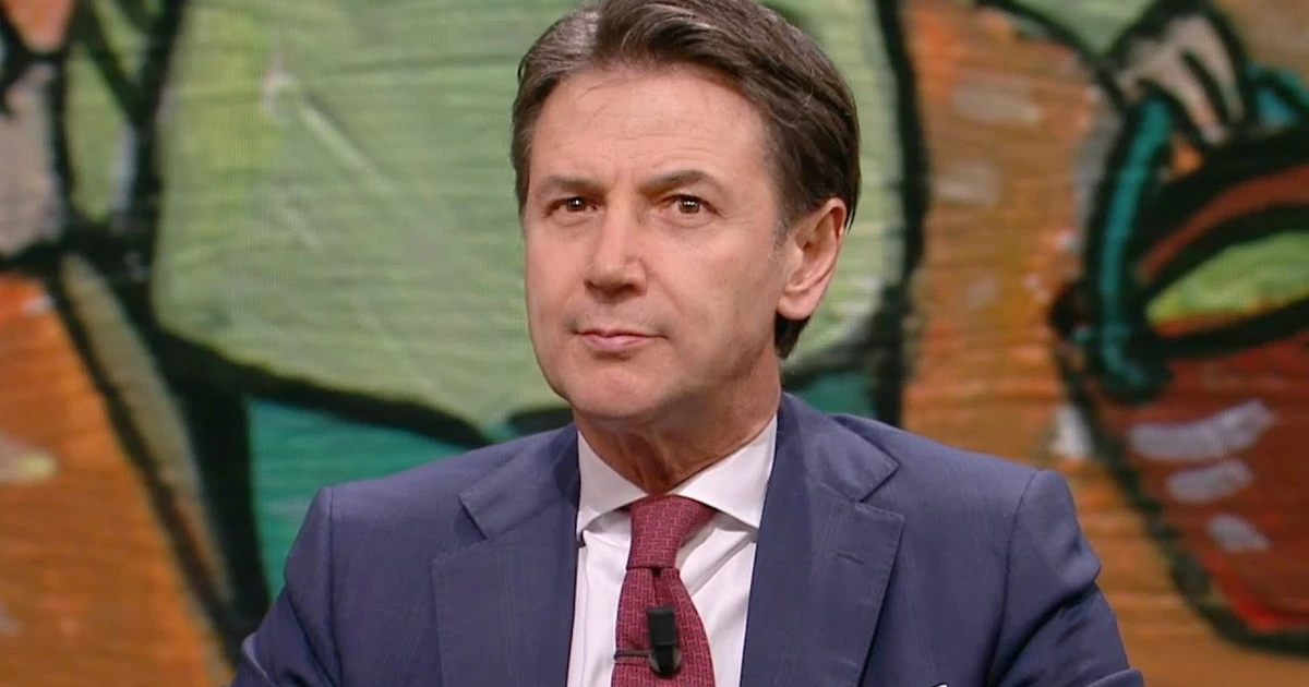 Pd e M5s, il pretesto della sinistra: sono spaccati ma processano i leghisti