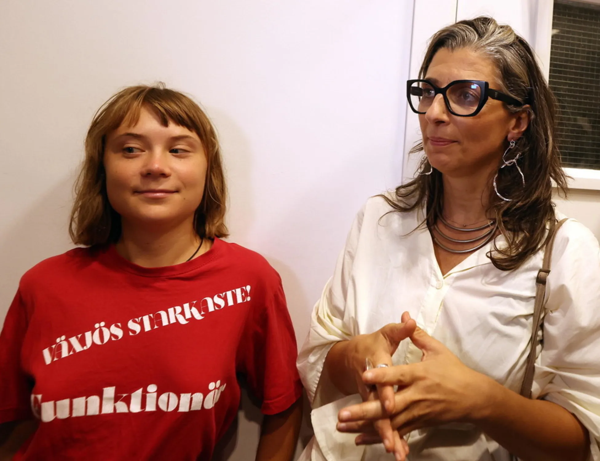 Leggi l'articolo: Greta e la Albanese guidano il corteo anti-Meloni