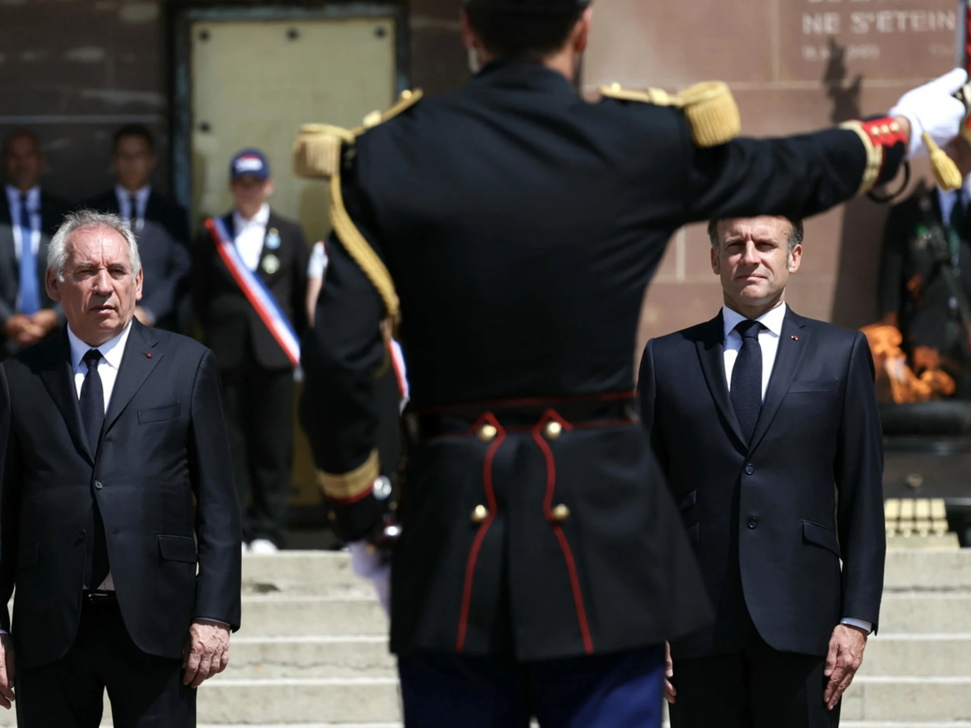 Francia, economisti preoccupati: cosa può accadere in poche ore