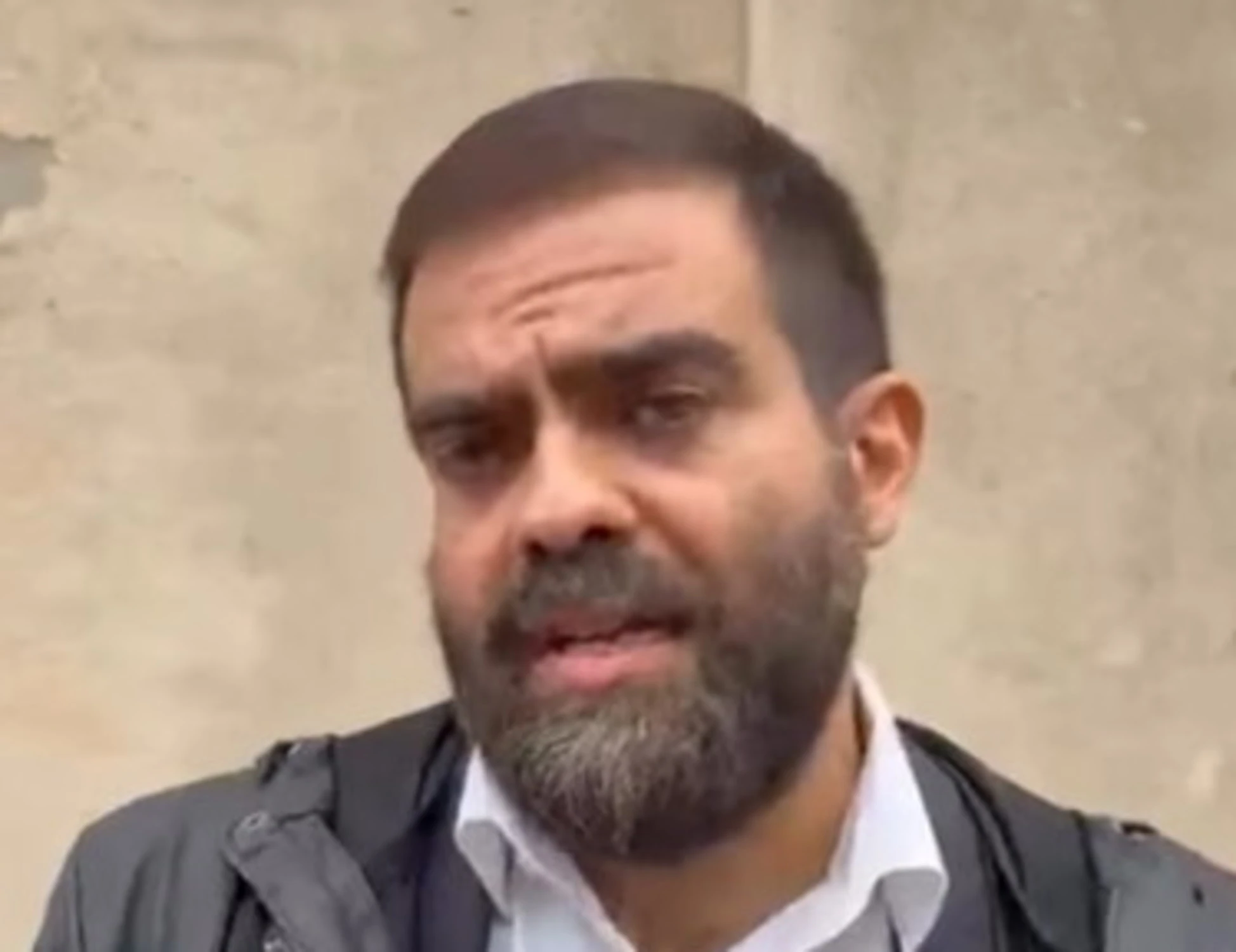 Grimaldi di Avs in carcere dai 3 ragazzini delle molotov: "Come mi sono sembrati", l'ultima vergogna