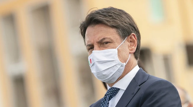 Giuseppe Conte e il coronavirus,  retroscena a porte chiuse: nuovo lockdown, si rischia di tornare a marzo