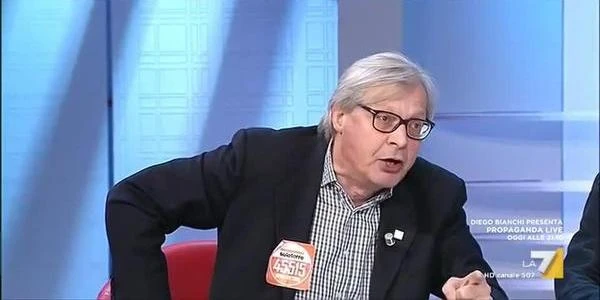 Vittorio Sgarbi a L'aria che tira contro Corrado Formigli: "I magistrati il cancro. Io sono solo italiano"