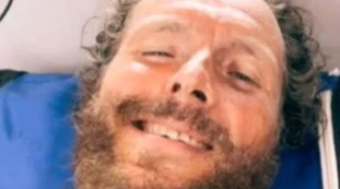 Jovanotti, dramma dopo l'incidente: "Ora ho una gamba più corta"