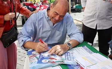 https://media.liberoquotidiano.it/5HgjxzXh7vi5kvefo5ZVSmRbEddHmlqN7TkZAQYDK3c/width:800/quality:90/aW1hZ2VzLzIwMjYvMDgvMjgvMDkwOTEwMzczLTY5OTM4NTVmLWI2OWMtNDlkYS1iYjdkLWIwN2E3YTJjMTZiZi5qcGc.webp
