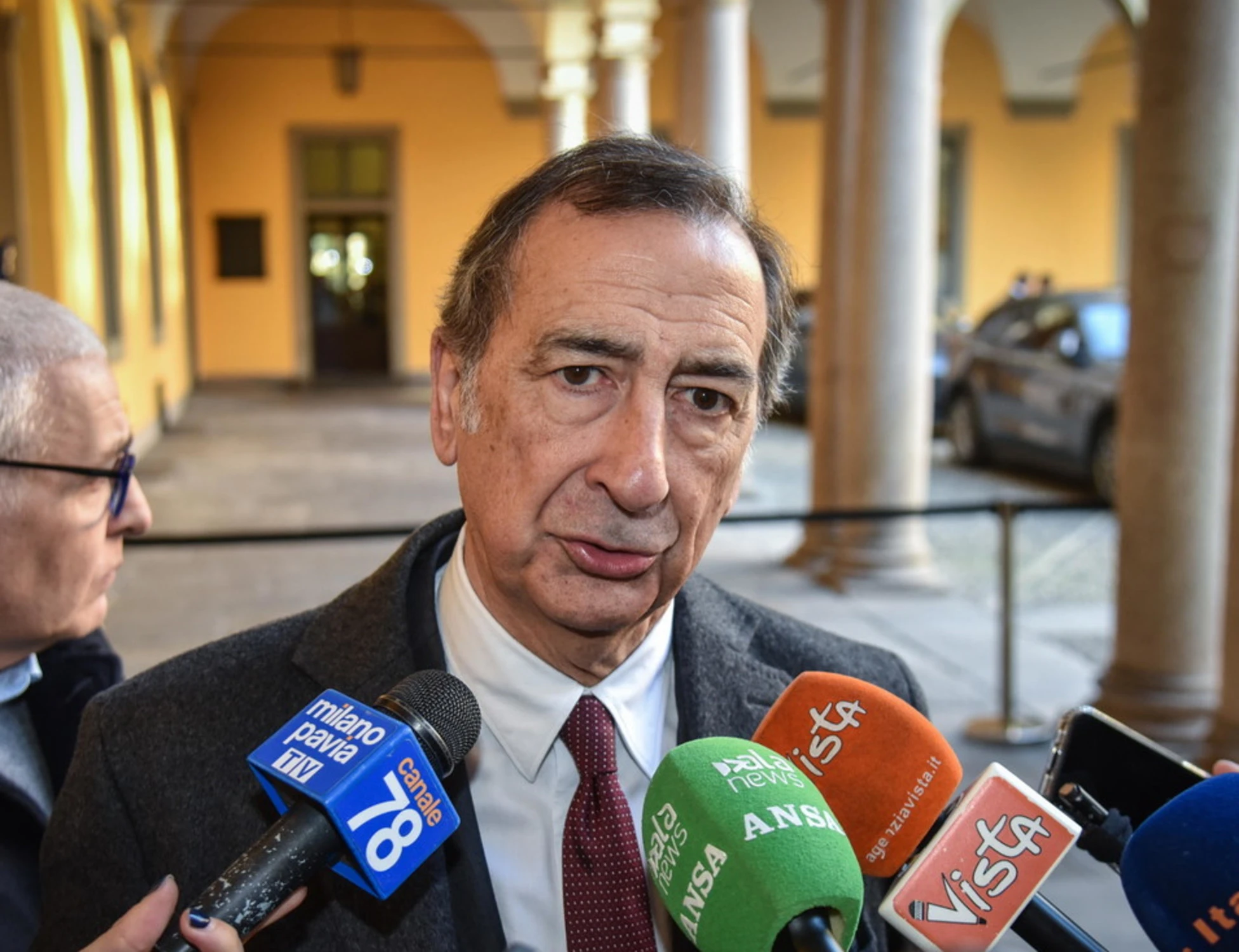 Donna investita dai rom? La reazione isterica di Sala è un caso: "Speculate"