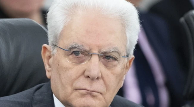 Sergio Mattarella, fonti dal Quirinale: crisi di governo? Voto a settembre. Così allunga la vita a Conte
