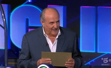 Gerry Scotti chiede perdono in tv: "Sono stato un ignorante"