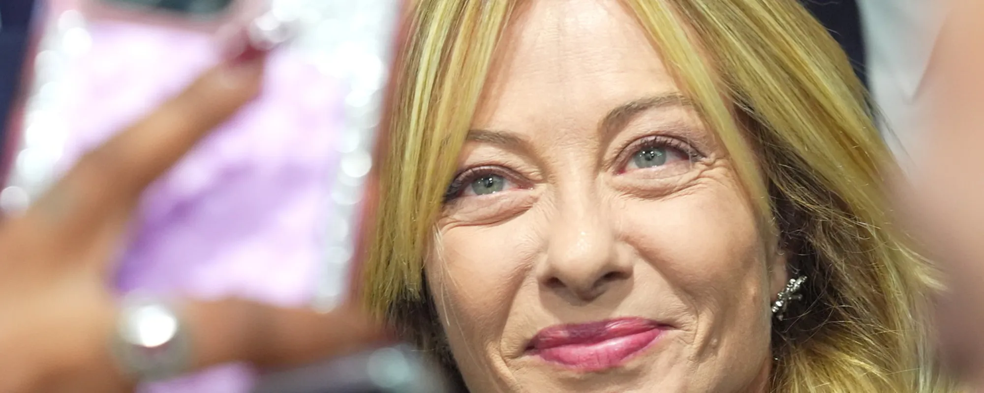 Leggi l'articolo: Meloni strappa con Trump e vola nei sondaggi: le clamorose cifre