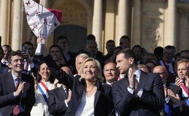 https://media.liberoquotidiano.it/5KwP6qPyR9j1V9QbqLZkIrpn9qEneuTc2j_SYSln8Sk/width:800/quality:90/aW1hZ2VzLzIwMjYvMDUvMjIvMDcxNzI1MTQzLWRhYzEzMTg5LTYwYmQtNDZkYi05ZWM1LWY3NmYyODJkYjY1OS5qcGc.webp