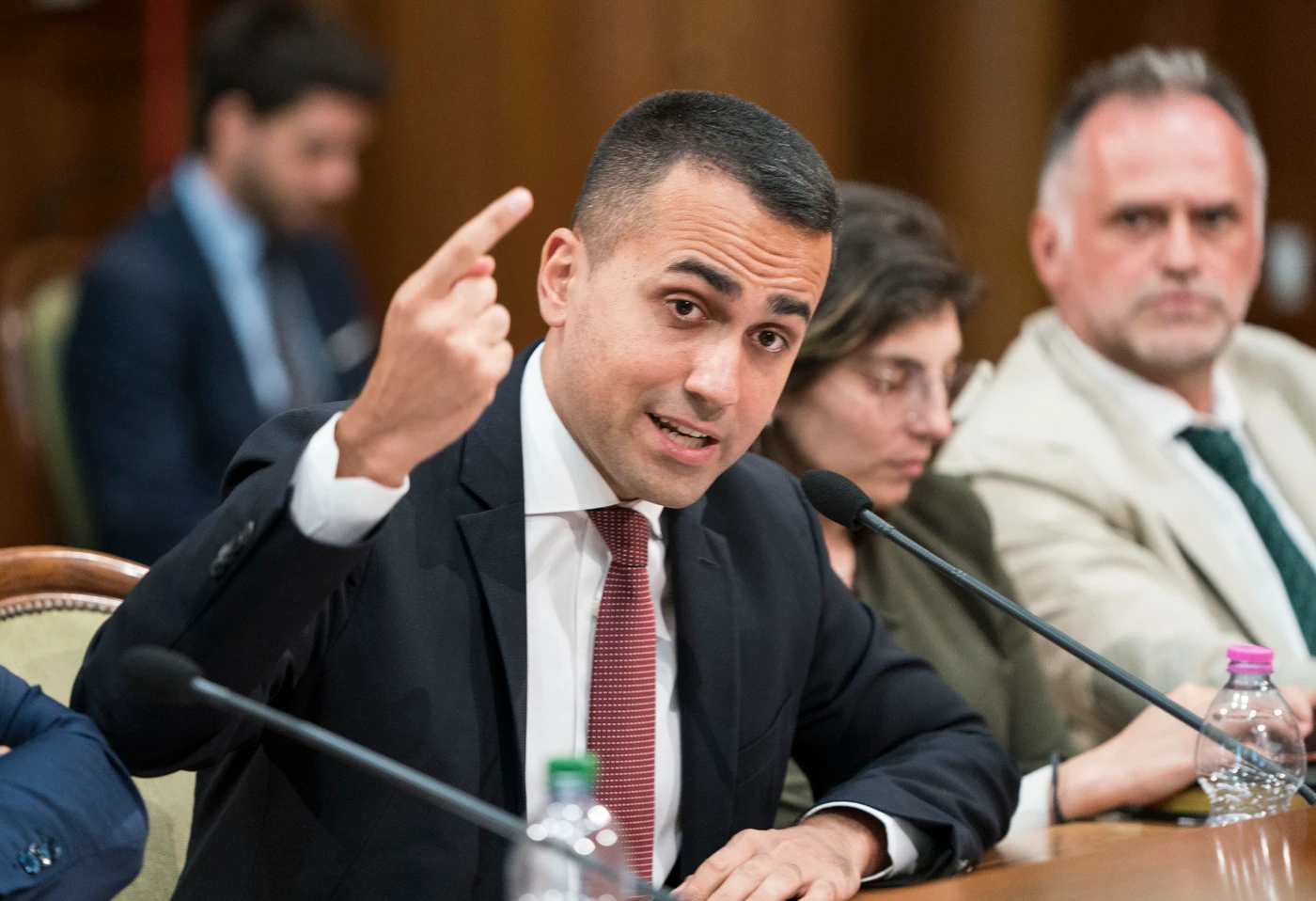 Luigi Di Maio insulta Matteo Salvini: "Intesa con Matteo Renzi? Inventatene un altra, giullare"