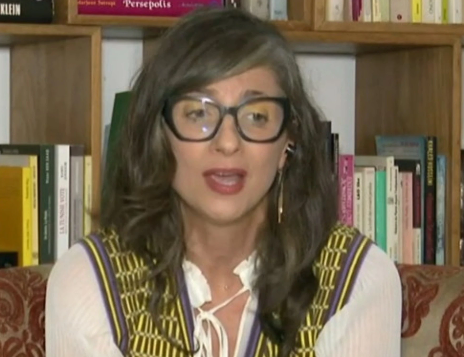 DiMartedì, Francesca Albanese farnetica: "Orgogliosa, stanno sfondando l'assedio"