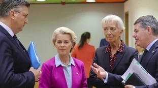Ursula Von der Leyen e Christine Lagarde: le due donne che distruggono l'Europa