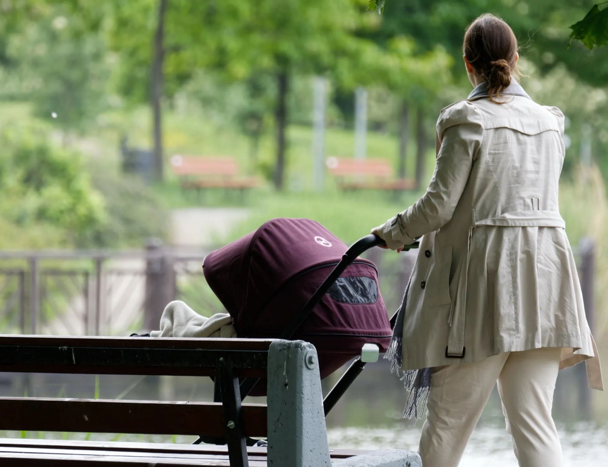 Leggi l'articolo: Milano, segue e molesta una 22enne in un parco: chi è l'orco