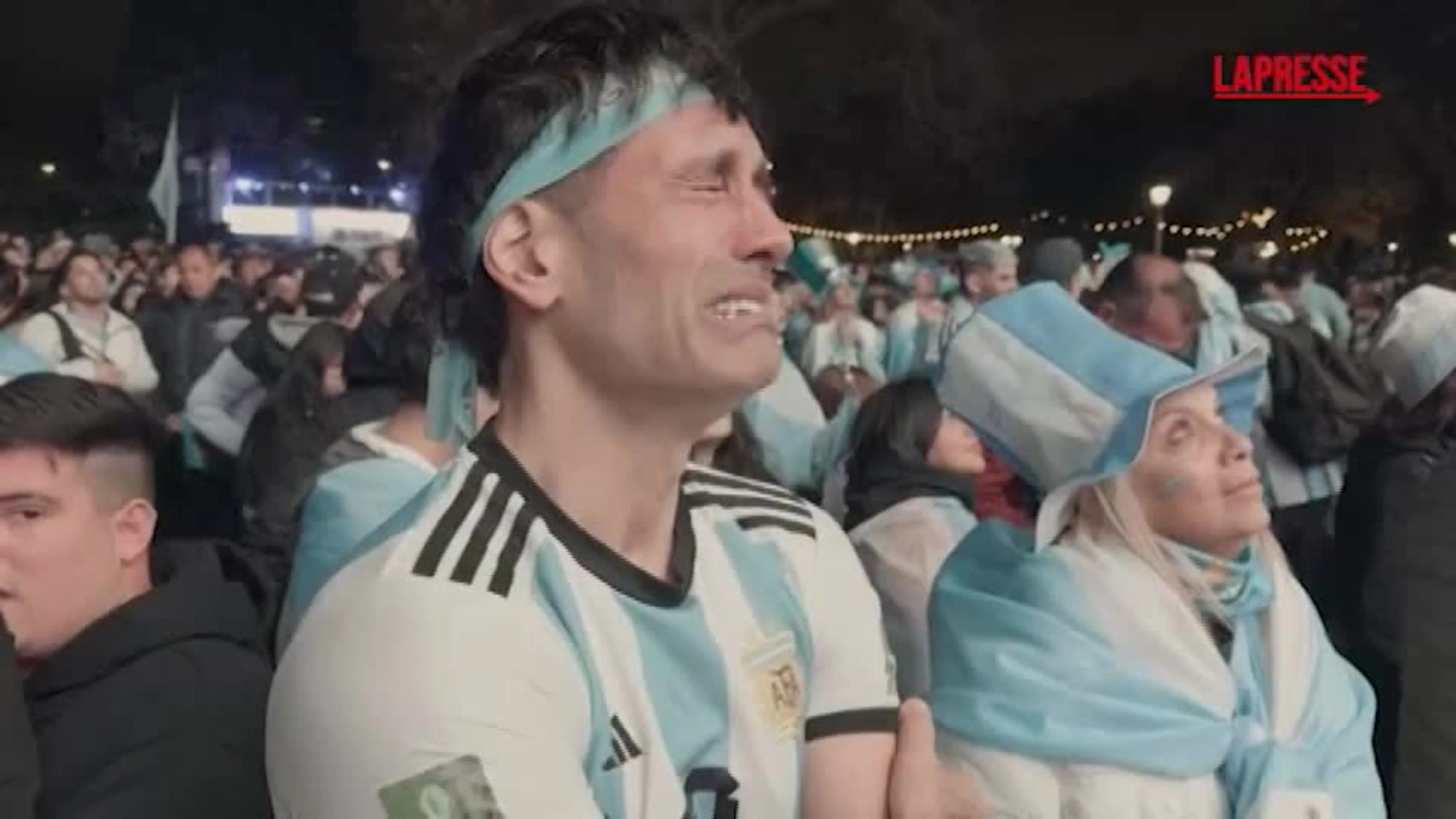 Mondiali 2026, tifosi in lacrime a Buenos Aires per la sconfitta dell'Argentina