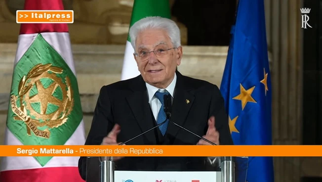 IA, Mattarella "Rischi da competizione esasperata tra pochi soggetti"