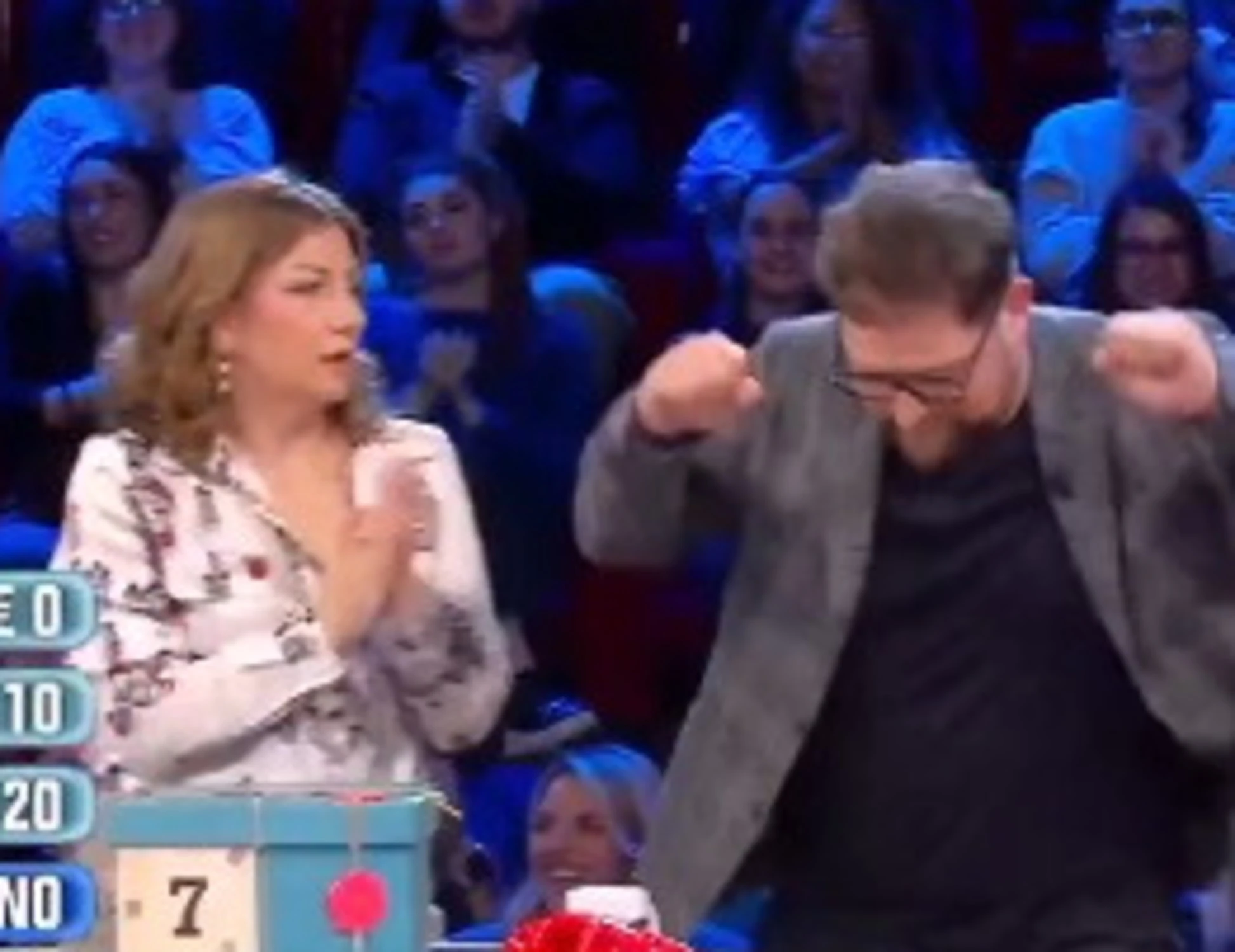 Affari tuoi, bufera su Alessandro: "Il Dottore li massacra"