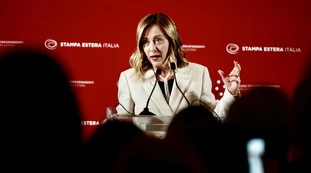 Giorgia Meloni: "È Quaresima, non posso neanche berci su..."