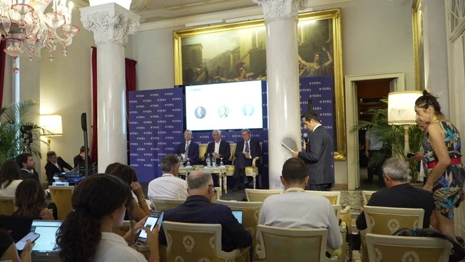 A2A, utility pronte a investire 315 mld al 2035 per infrastrutture energetiche