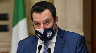 Matteo Salvini, la confidenza ai fedelissimi: "Se me lo chiedono, pronto a fare il ministro"