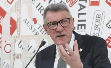 Maurizio Landini e compagni fermano l’Italia e godono